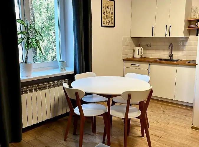 شقة Ohmyhome - Hala Mirowska