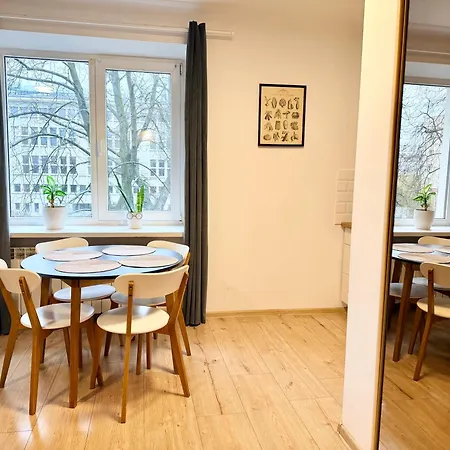 Apartman Ohmyhome - Hala Mirowska *
